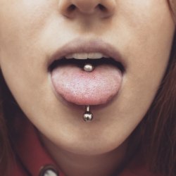 Пирсинг языка | Tongue piercing